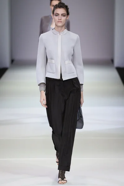 Look 48